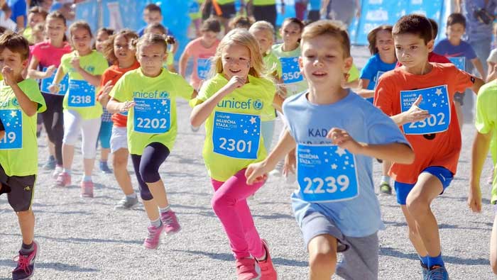 Svako dijete treba obitelj