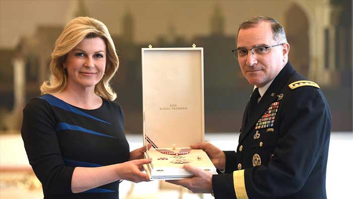 odlikovanje „Red kneza Trpimira s ogrlicom i Danicom“