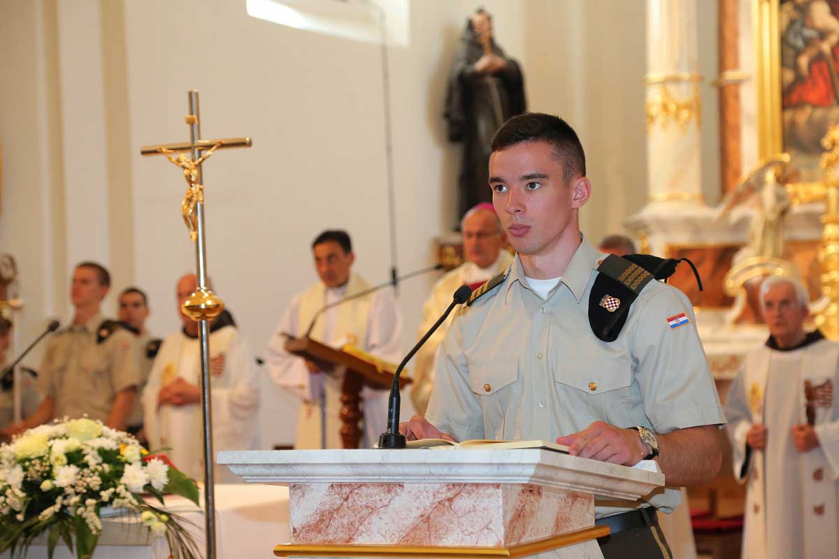 Mimohod vojnih škola