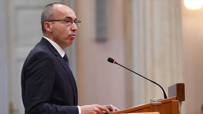 Ministar Krstičević