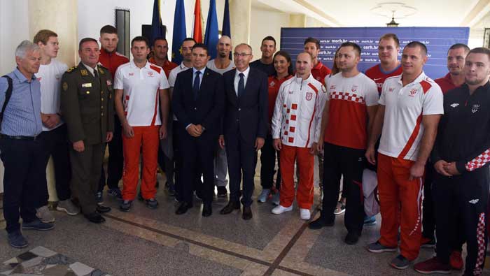 Čestitka pričuvnicima