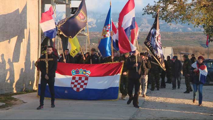 Koracima nade u istinu