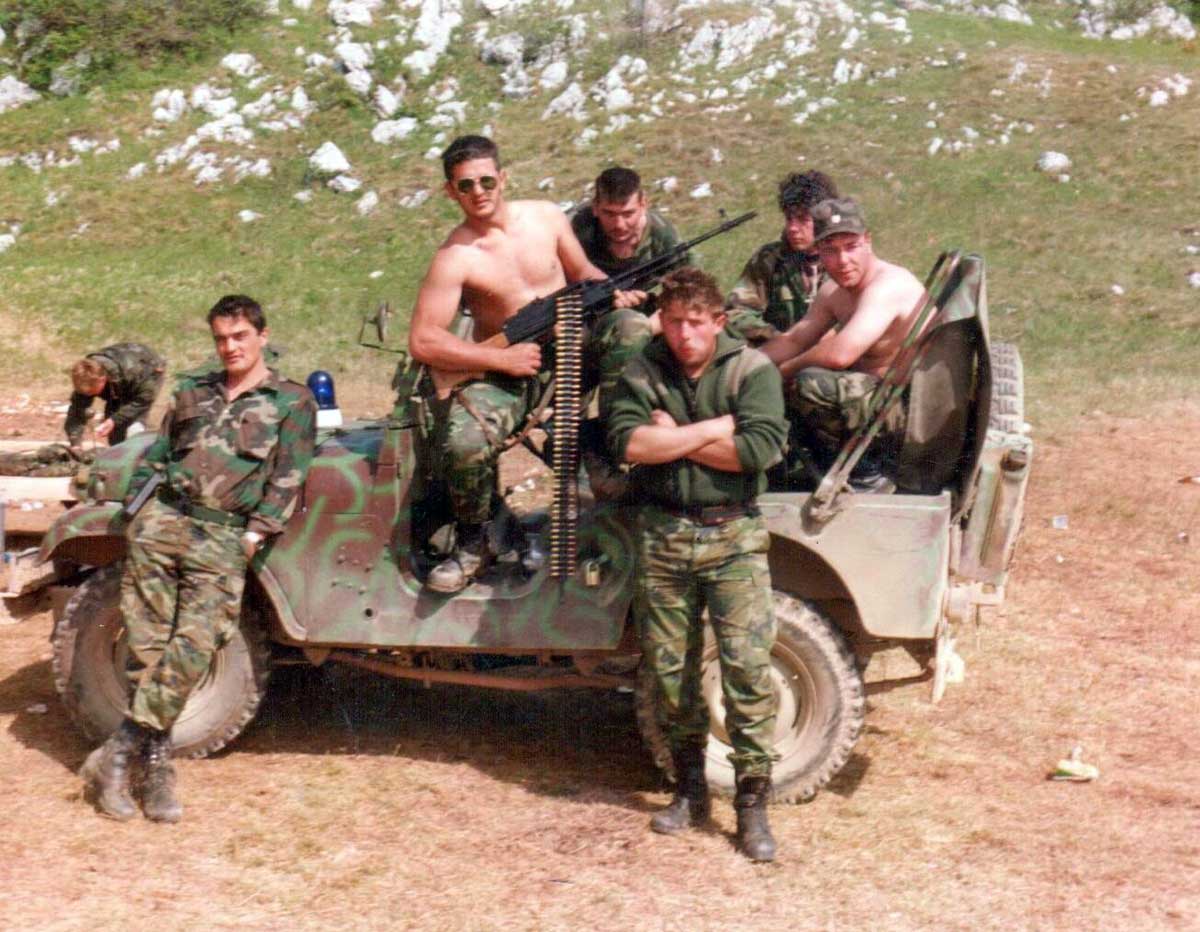 Ante Gotovina, Crne Mambe, Livno