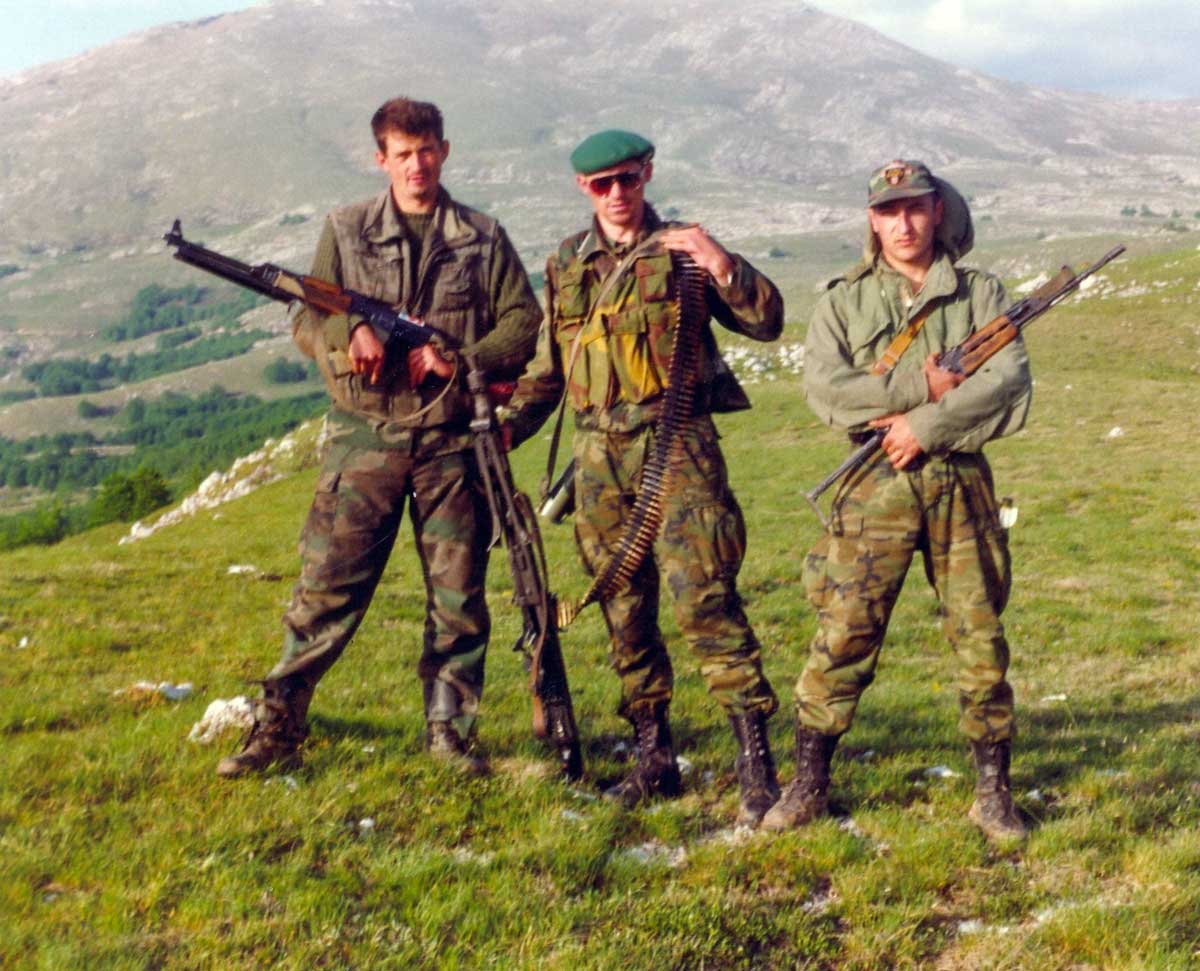 Ante Gotovina, Crne Mambe, Livno