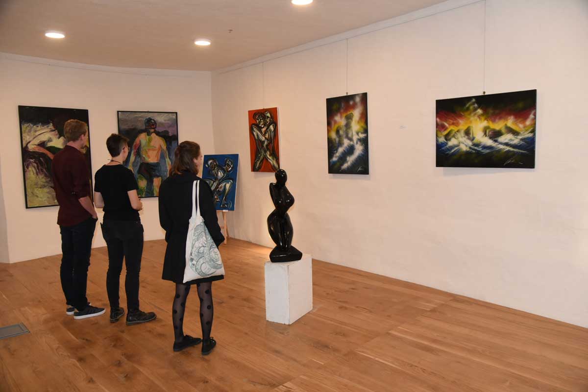 Umjetnošću i ljepotom protiv predrasuda