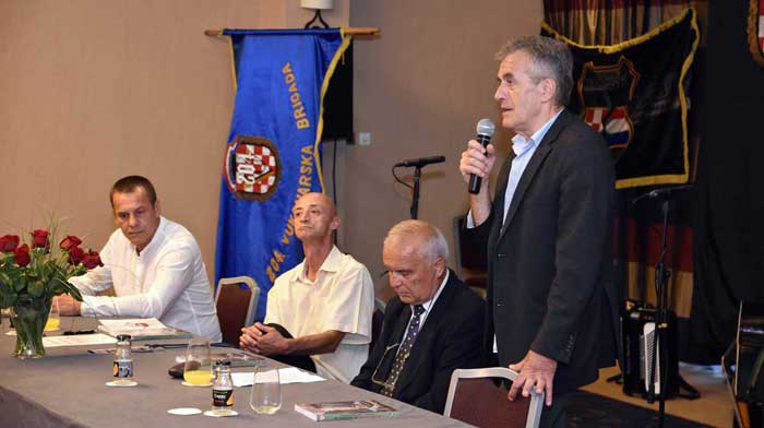 Tri majmuna za krvavi Vukowar