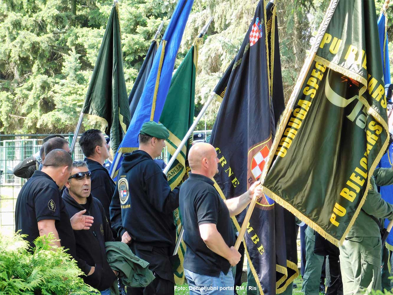 Borovo Selo - Crne Mambe