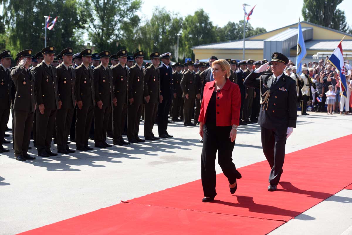Kolinda na promociji u Vukovaru