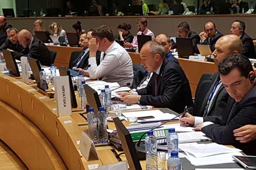 Ministar Krstičević